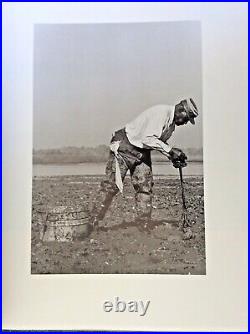 Jack Leigh, Oystering Photography South Carolina African Americans Seafood